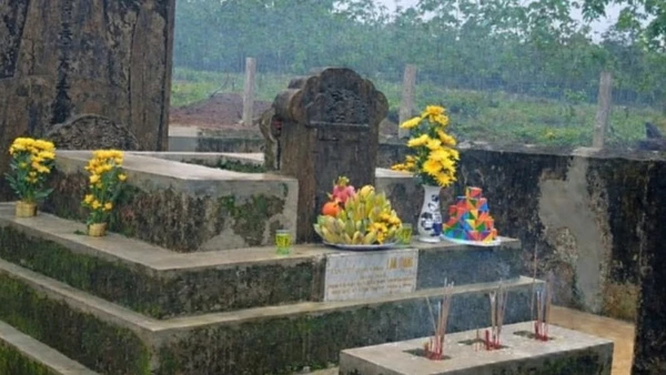 Di tích lịch sử-văn hóa Lăng mộ Thượng Thư Lâm Hoằng.