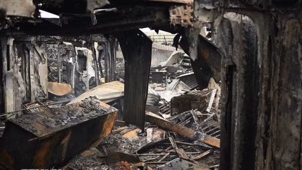 Cảnh đổ nát sau vụ tấn công vào trung tâm cai nghiện ở Kabul, Afghanistan, ngày 17/3/2026. (Nguồn: THX/TTXVN)