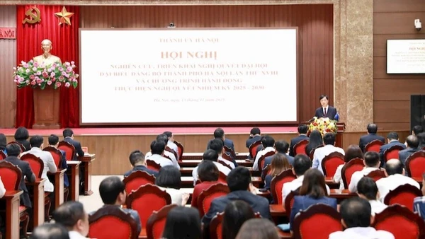 Hội nghị của Ban Thường vụ Thành ủy Hà Nội học tập, nghiên cứu, triển khai thực hiện Nghị quyết và Chương trình hành động thực hiện Nghị quyết Đại hội đại biểu Đảng bộ thành phố Hà Nội lần thứ 18, nhiệm kỳ 2025-2030.