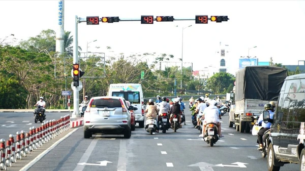 Hệ thống đèn tín hiệu đang được rà soát, nâng cấp, hiện đại hóa.