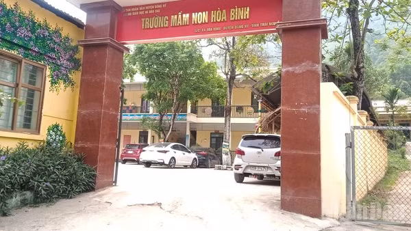 Các trường mầm non trên địa bàn tỉnh được hỗ trợ định mức khoán nấu ăn cho học sinh. (Ảnh: THẾ BÌNH)