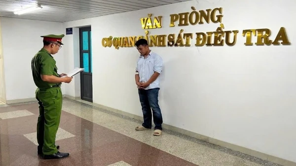 Công an khởi tố tài xế. 