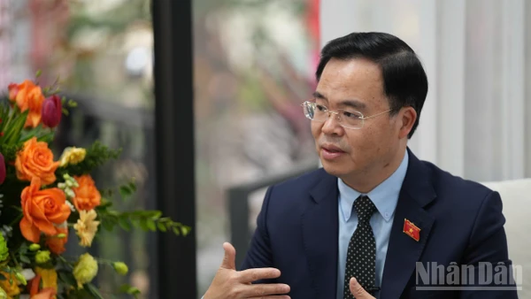 Tiến sĩ Trần Văn Khải, đại biểu Quốc hội khóa XV, Phó Chủ nhiệm Ủy ban Khoa học, Công nghệ và Môi trường của Quốc hội. (Ảnh: ND)