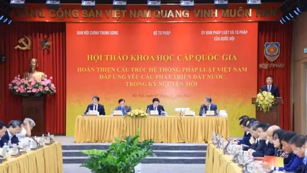 Hội thảo khoa học cấp quốc gia “Hoàn thiện cấu trúc hệ thống pháp luật Việt Nam đáp ứng yêu cầu phát triển đất nước trong kỷ nguyên mới”.