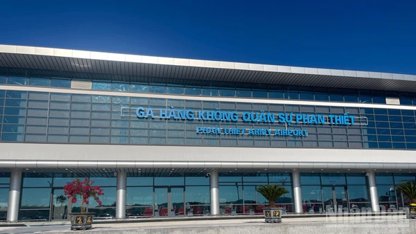 Khánh thành Sân bay quân sự Phan Thiết.