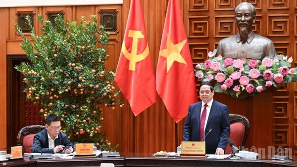 Thủ tướng Chính phủ Phạm Minh Chính chủ trì Phiên họp lần thứ 3 của Ban Chỉ đạo quốc gia về tài chính toàn diện. (Ảnh: TRẦN HẢI)