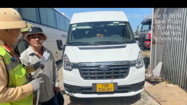 Xe khách vi phạm.