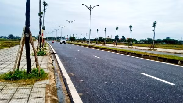 Đoạn tuyến từ cầu Hòa Sơn kết nối với đường vành đai 5 đã hoàn thành từ 2 năm nay.