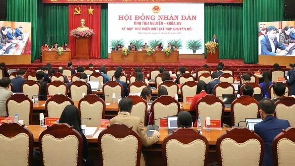 Các kỳ họp của Hội đồng nhân dân tỉnh Thái Nguyên được tổ chức kịp thời nhằm thúc đẩy kinh tế-xã hội của tỉnh.