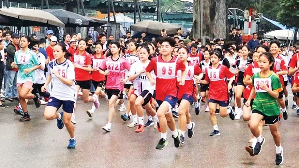 Sôi nổi thể thao phong trào tại Thái Nguyên. (Ảnh: BTN)