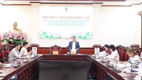 Quang cảnh phiên họp, (Ảnh: TL)