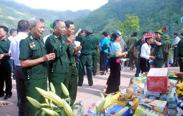 Ấm tình đồng đội nơi chiến trường xưa ảnh 3 Ấm tình đồng đội nơi chiến trường xưa ảnh 3