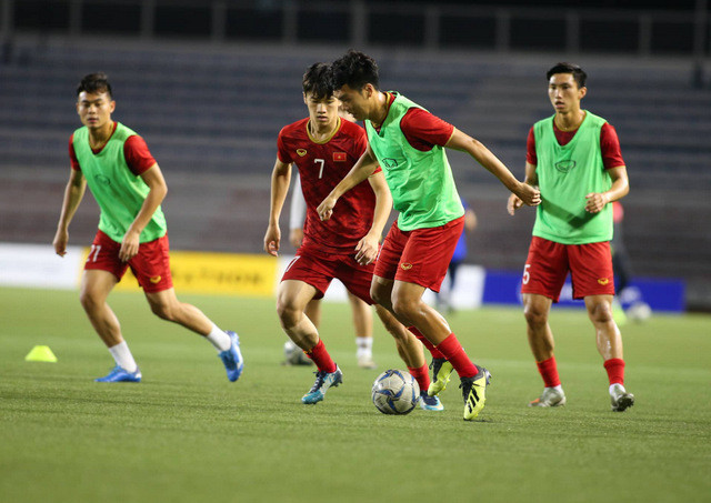 Thắng đậm U22 Campuchia 4-0, U22 Việt Nam vào chung kết SEA Games ảnh 22