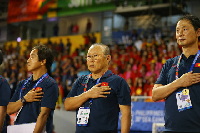 Thắng đậm U22 Campuchia 4-0, U22 Việt Nam vào chung kết SEA Games ảnh 16