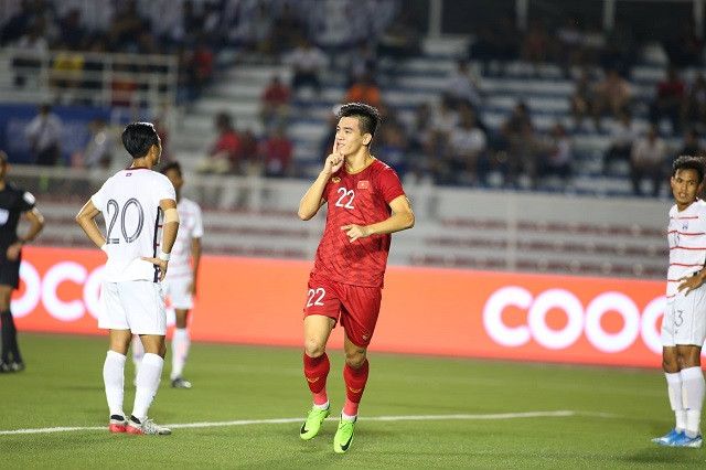 Thắng đậm U22 Campuchia 4-0, U22 Việt Nam vào chung kết SEA Games ảnh 11
