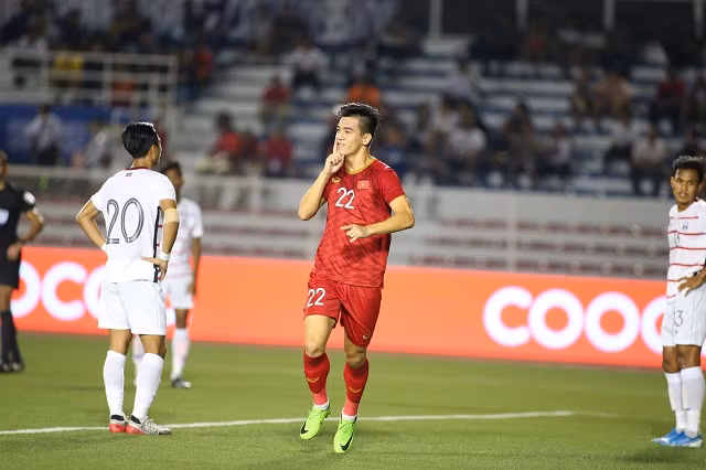 Thắng đậm U22 Campuchia 4-0, U22 Việt Nam vào chung kết SEA Games ảnh 11 Thắng đậm U22 Campuchia 4-0, U22 Việt Nam vào chung kết SEA Games ảnh 11