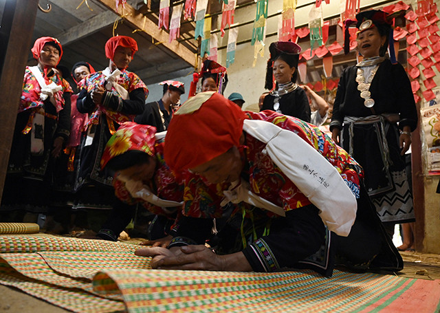 Nghi lễ cấp sắc của người Dao Tiền ảnh 8