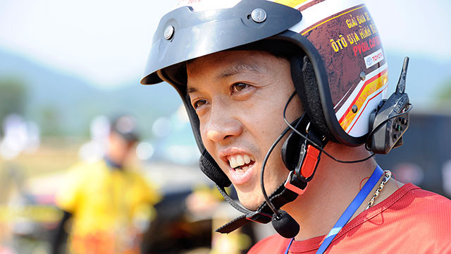 Hấp dẫn đua xe ô-tô địa hình ảnh 3