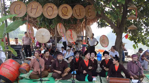 Độc đáo sắc màu chợ quê ảnh 1 Độc đáo sắc màu chợ quê ảnh 1