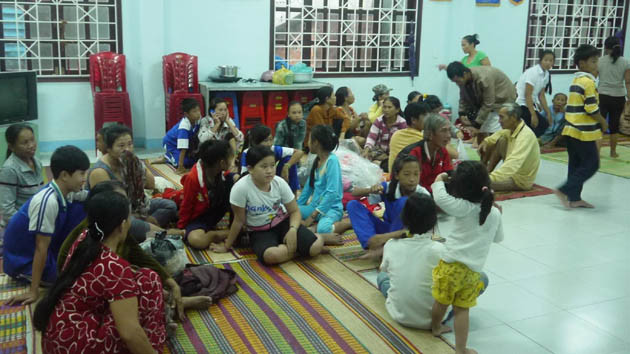 Miền trung hứng trọn sức tàn phá của bão Nari ảnh 7