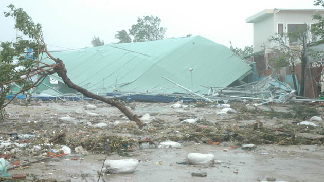 Miền trung hứng trọn sức tàn phá của bão Nari ảnh 5