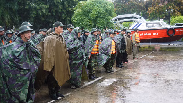 Miền trung hứng trọn sức tàn phá của bão Nari ảnh 8