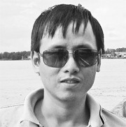 Hàng trăm cây xanh trên đường phố Hà Nội có nguy cơ "đổ gục" ảnh 2