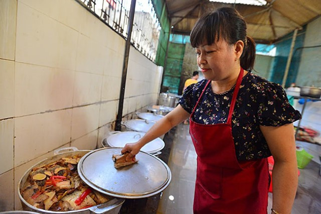 Nét xưa Hà thành trong “cá kho phố cổ” ảnh 2