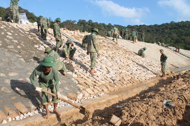 Mang sắc xuân đến đảo Thổ Chu ảnh 3