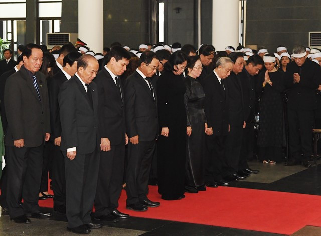 Cử hành trọng thể lễ viếng nguyên Tổng Bí thư Đỗ Mười ảnh 5 Cử hành trọng thể lễ viếng nguyên Tổng Bí thư Đỗ Mười ảnh 5