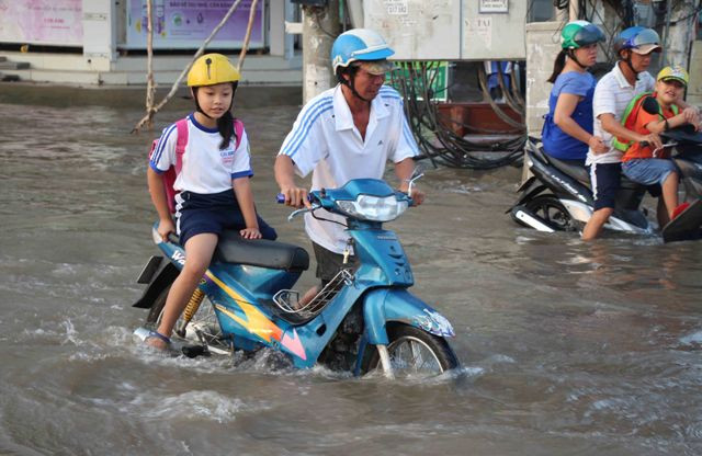 Trung tâm TP Cần Thơ ngập sâu vì triều cường lịch sử ảnh 3