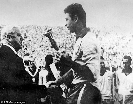 Tây Ban Nha: Cú “đột quỵ” thứ năm của bóng đá thế giới ảnh 3