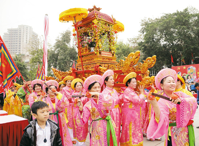 Khi thần quyền trở lại ảnh 1