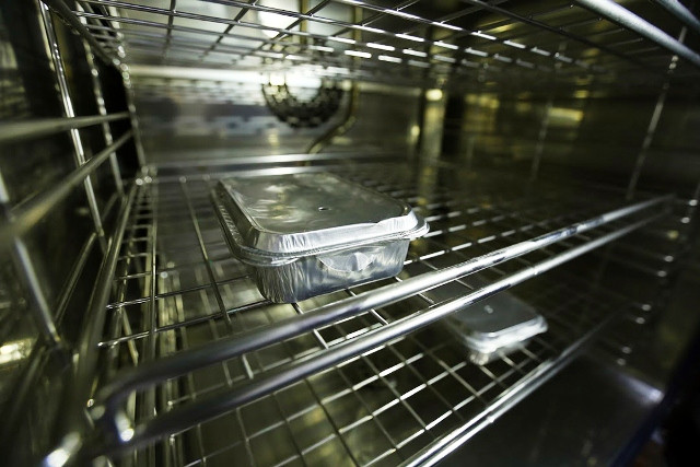 Đưa vào sử dụng tàu hỏa chất lượng cao phục vụ hành khách ảnh 9