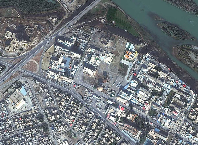 Thành phố Mosul bị IS tàn phá qua hình ảnh vệ tinh ảnh 1