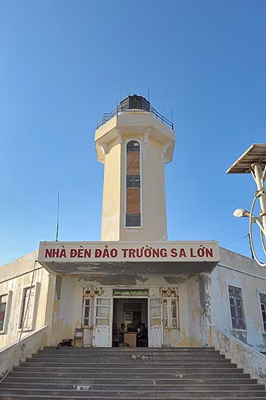 Hải đăng ở Trường Sa ảnh 9