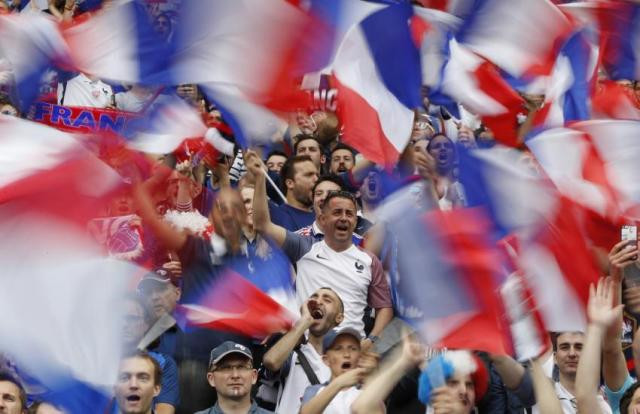 Lễ khai mạc Euro 2016 đậm nét văn hóa và sắc mầu ảnh 3