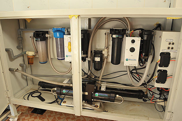 Cận cảnh máy lọc nước biển thành nước ngọt ở Trường Sa ảnh 2