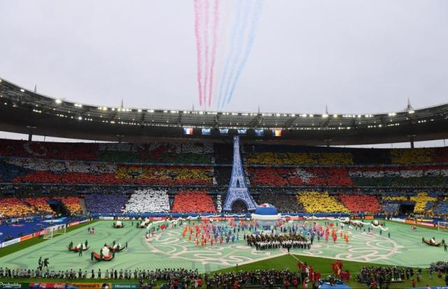 Lễ khai mạc Euro 2016 đậm nét văn hóa và sắc mầu ảnh 7