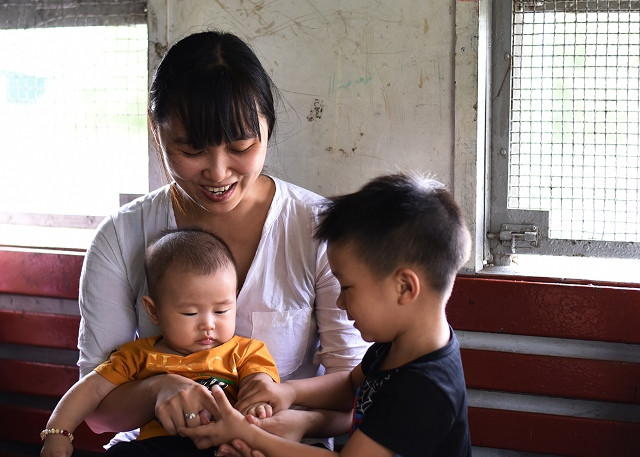 Chuyến tàu “chợ” ảnh 10