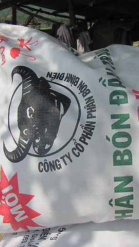 Cần điều tra làm rõ nguồn gốc phân bón giả tại Phú Yên ảnh 2