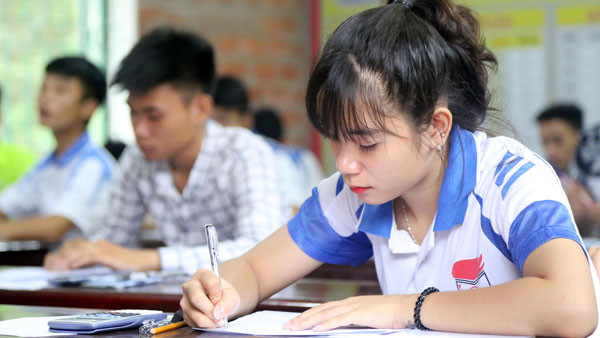 Thí sinh cả nước tự tin bước vào kỳ thi THPT quốc gia năm 2016 ảnh 2