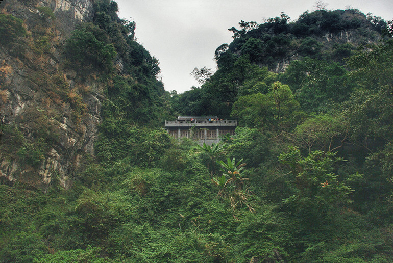 Khám phá động Am Tiên, "Tuyệt tình cốc" của cố đô Ninh Bình ảnh 12 Khám phá động Am Tiên, "Tuyệt tình cốc" của cố đô Ninh Bình ảnh 12