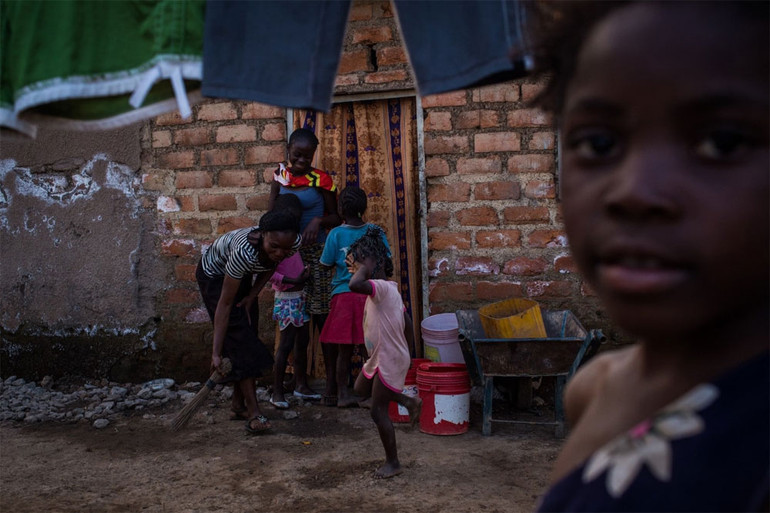 Cái giá đằng sau khai thác coban ở Congo ảnh 7