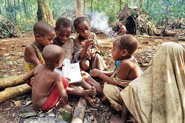 Rừng là cuộc sống của người Baka ảnh 1