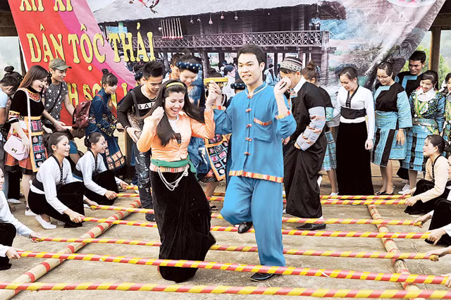 Rộn ràng Tết Xíp xí ảnh 4