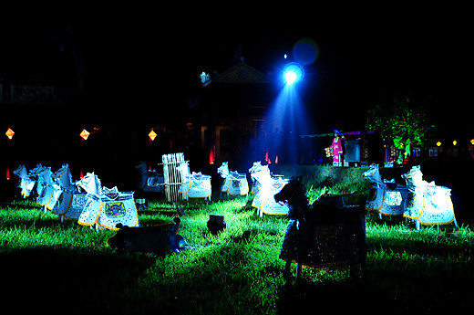 Dùng ngự thiện với hoàng đế trong "Đêm Hoàng cung" ảnh 10