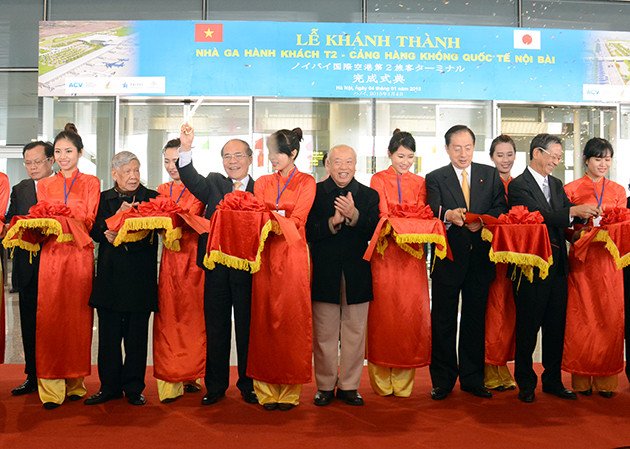 Chính thức thông xe cầu Nhật Tân, nhà ga hành khách T2 và đường Võ Nguyên Giáp ảnh 7 Chính thức thông xe cầu Nhật Tân, nhà ga hành khách T2 và đường Võ Nguyên Giáp ảnh 7