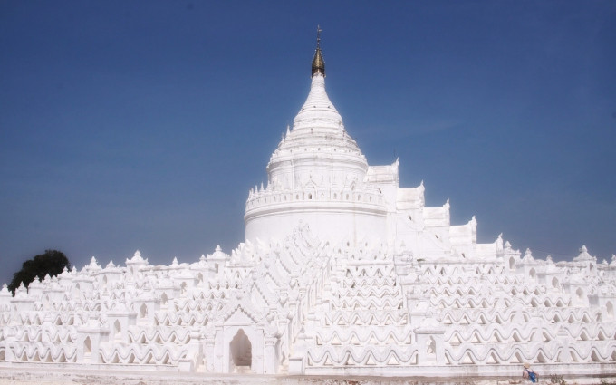 Mandalay - Miền cổ tích bình yên đầy nắng gió ảnh 2