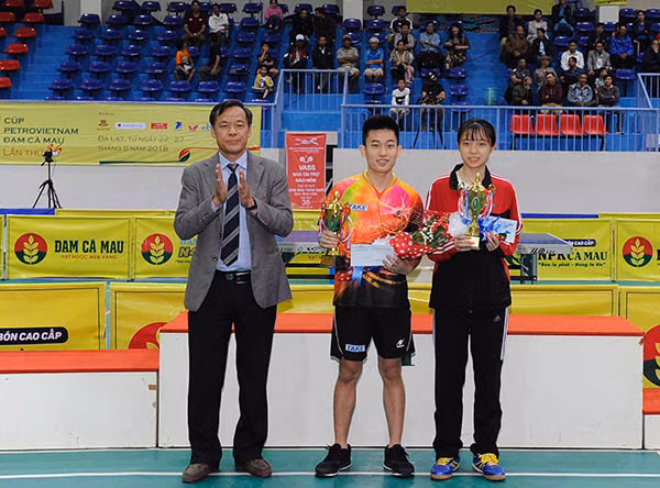 Mãi dư âm tình yêu “ping pong” trên phố núi Đà Lạt ảnh 12